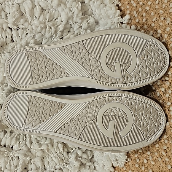 Guess Sneakers - Picture 8 of 16
